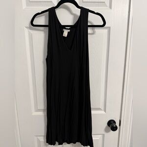 H&M Basic Black V-Neck Dress